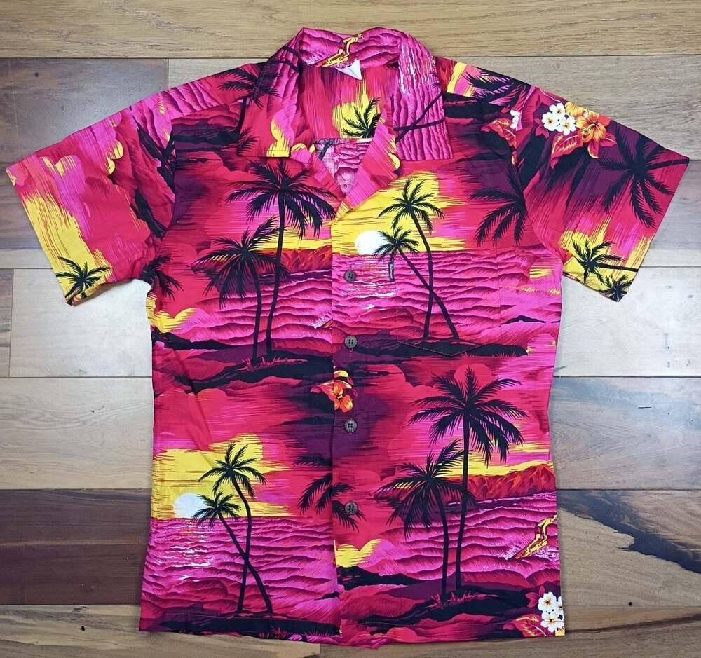 Palmwave Hawaii Men's Red Scenic Palm Tree Print Aloha Button-Down Shirt